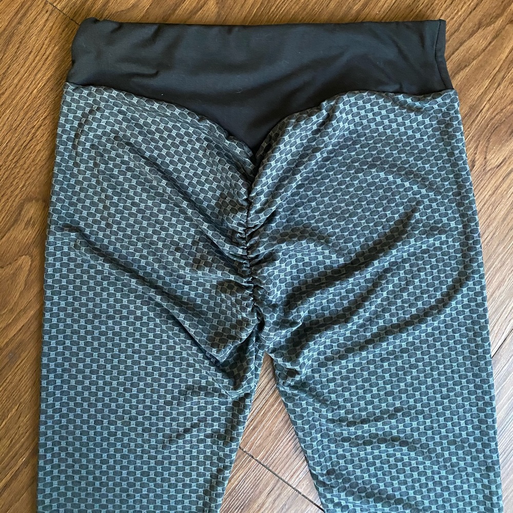 🌟BOGO Sale🌟 Mesh Leggings